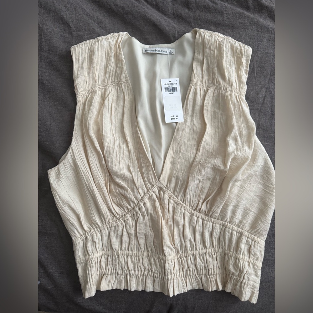 Abercrombie & Fitch Cream V-Neck Ruched Sleeveless Blouse